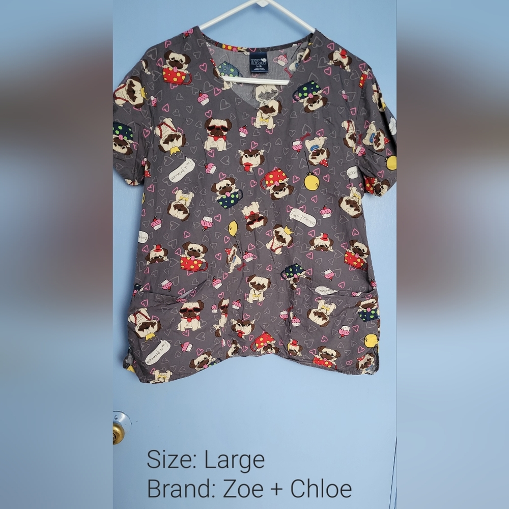 Zoe + Chloe scrub top: Large/Grey